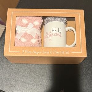 Hello Gorgeous Slipper Socks & Mug Gift Set - Pink and Gray